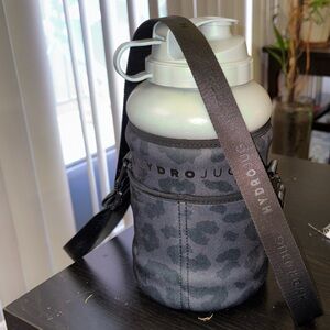 HydroJug Gray Camo Bottle Holder